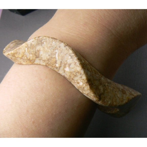 Unique Marble Curved Wave Bangle BRACELET - Picture 2 of 3